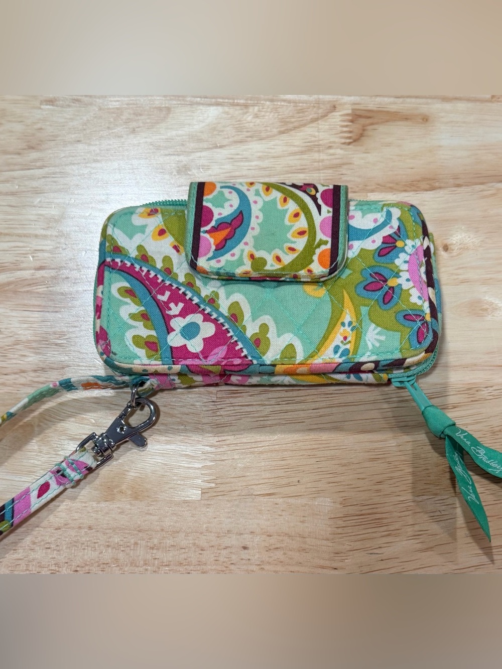 Vera Bradley Tutti Fruitti Quilted Wristlet Wallet with Multicolor Accent - Picture 1 of 4